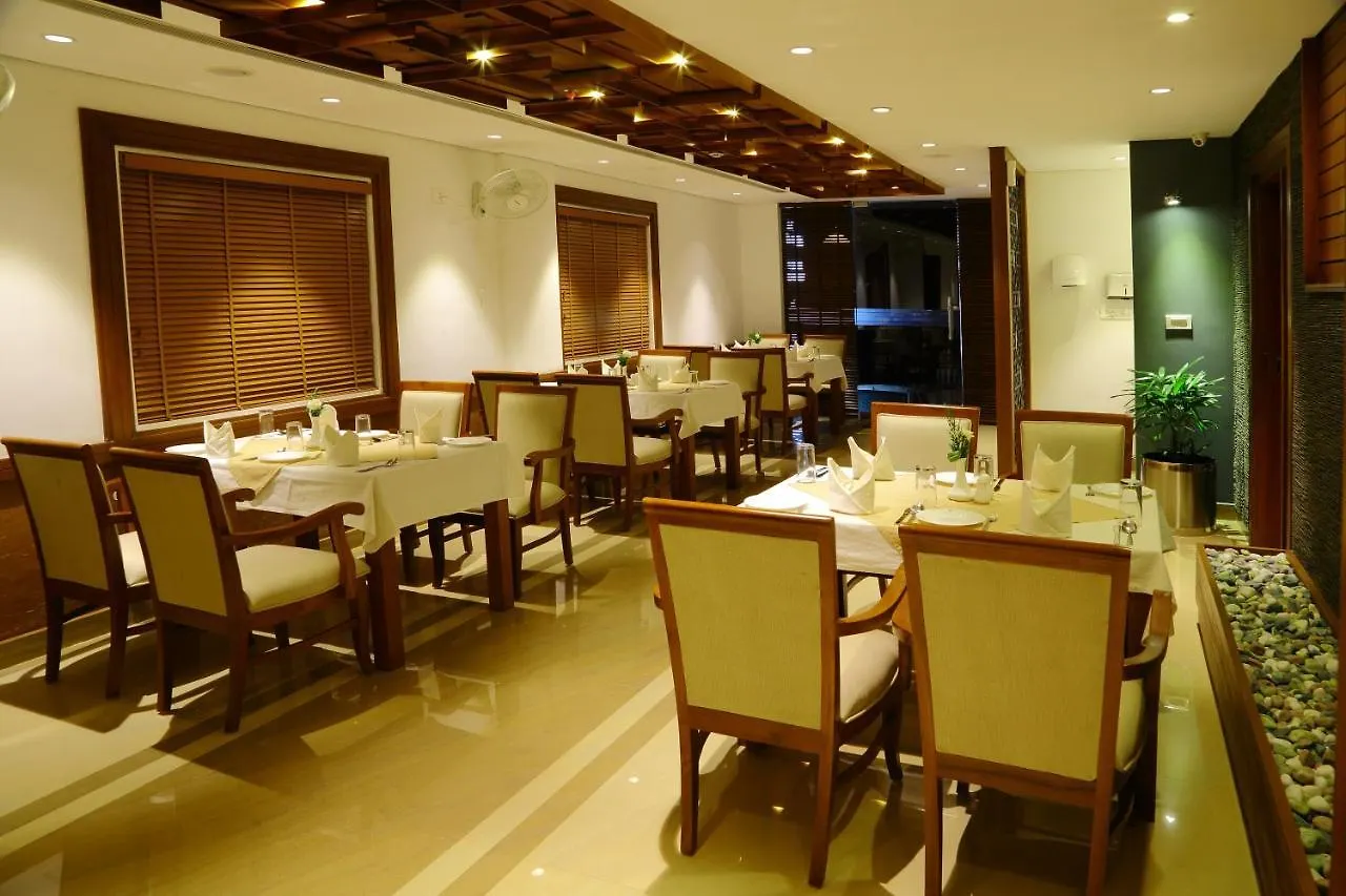 Vishnu Inn Гуруваюр Индия