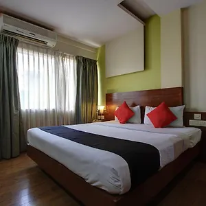 Collection O 29684 Hotel Vikram Palace & Restaurant Hotel Dayal Bagh